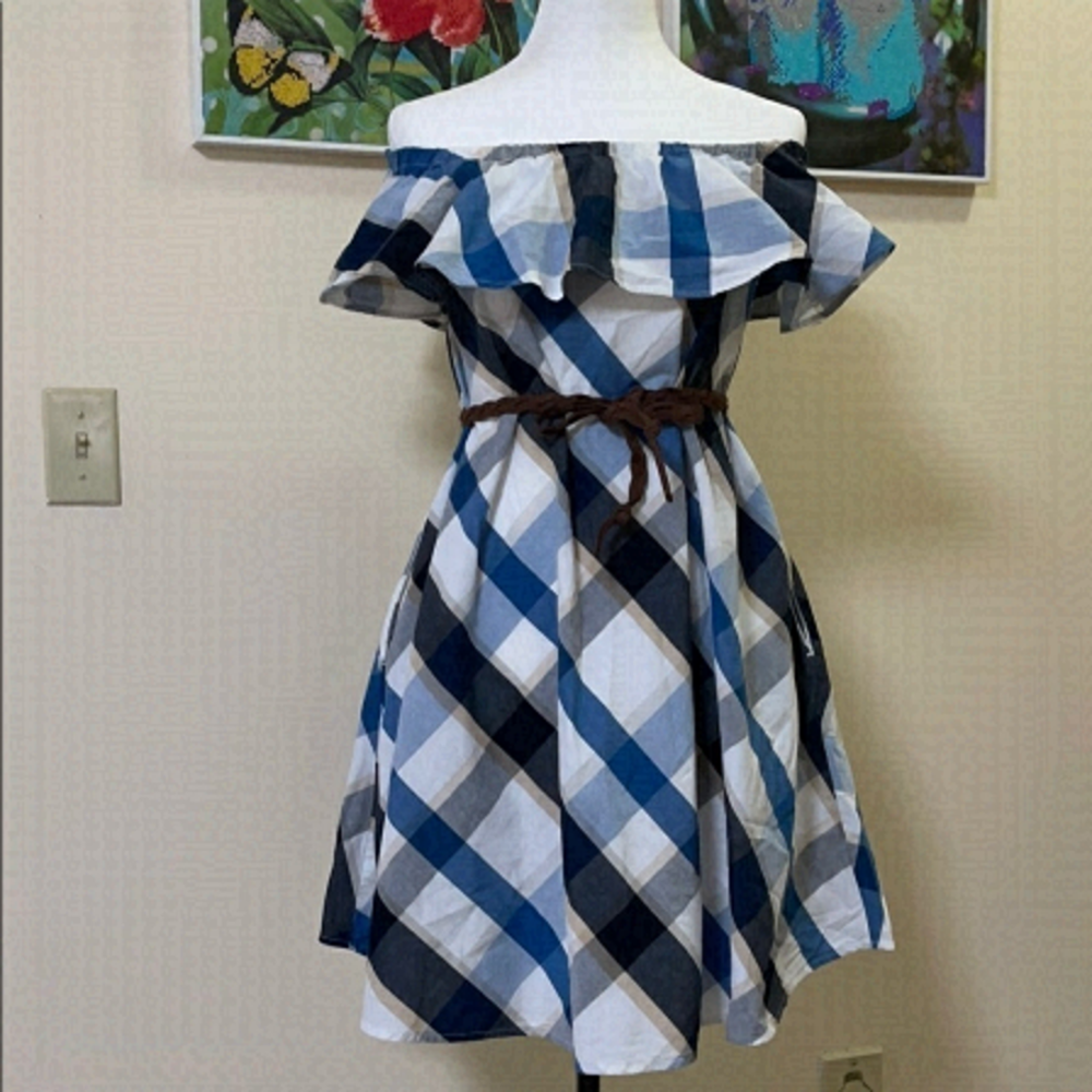 NEW Violet and Claire Off Shoulder Plaid Dress